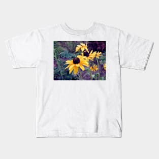 Yellow sun hat Kids T-Shirt